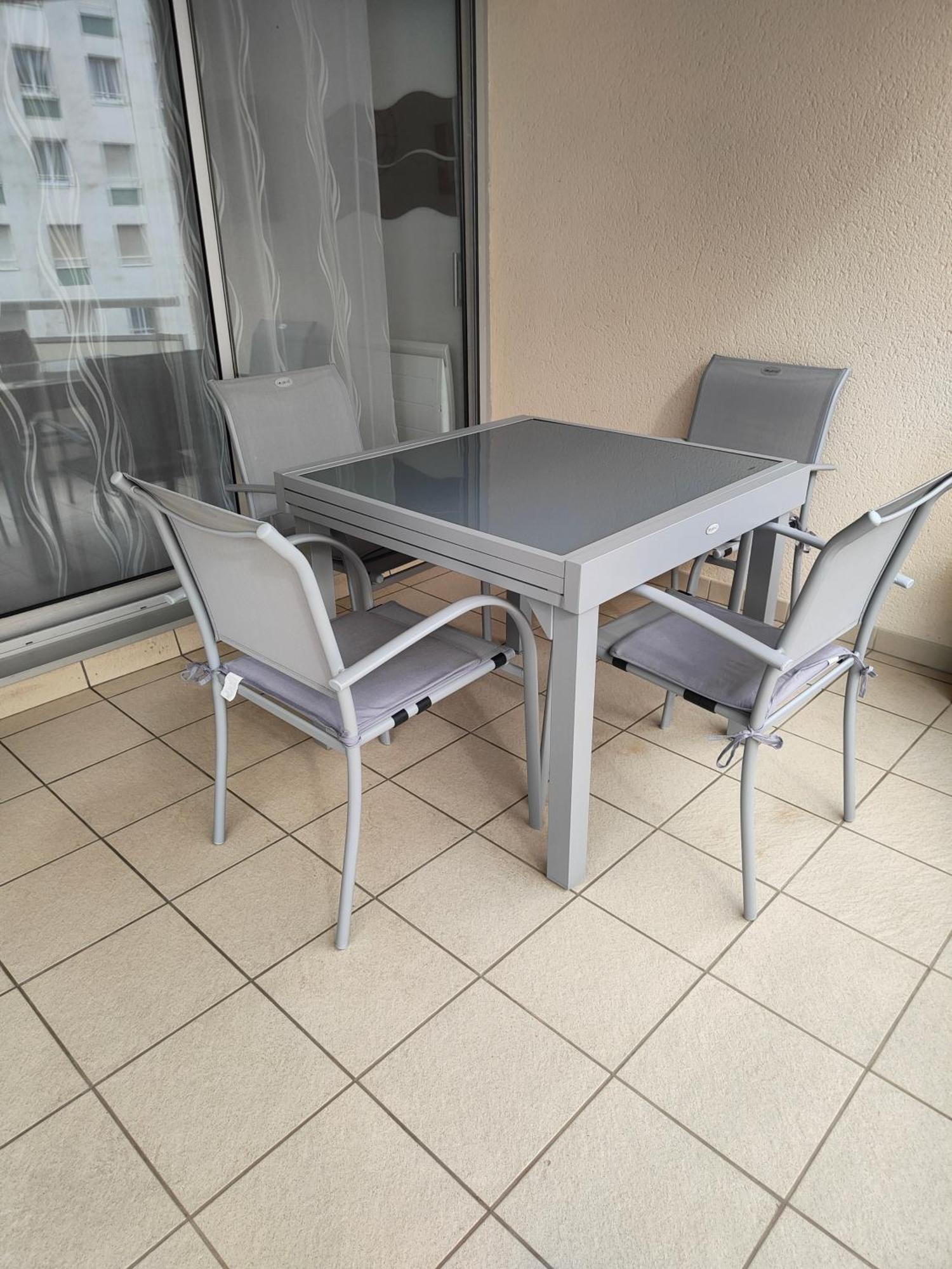 Appartement 2 Pieces Avec Une Grande Terrasse, 3 Etoiles, Wifi, Box Pour Vehicule Et Velos Les Sables-dʼOlonne Exteriér fotografie